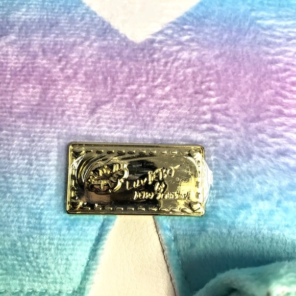 NWT Pink Betsey Johnson Backpack - Picture 2 of 10